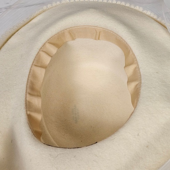 Vintage Church Hat Cream Formal Dress Hat Pearl Beaded Wedding Party - Picture 9 of 13